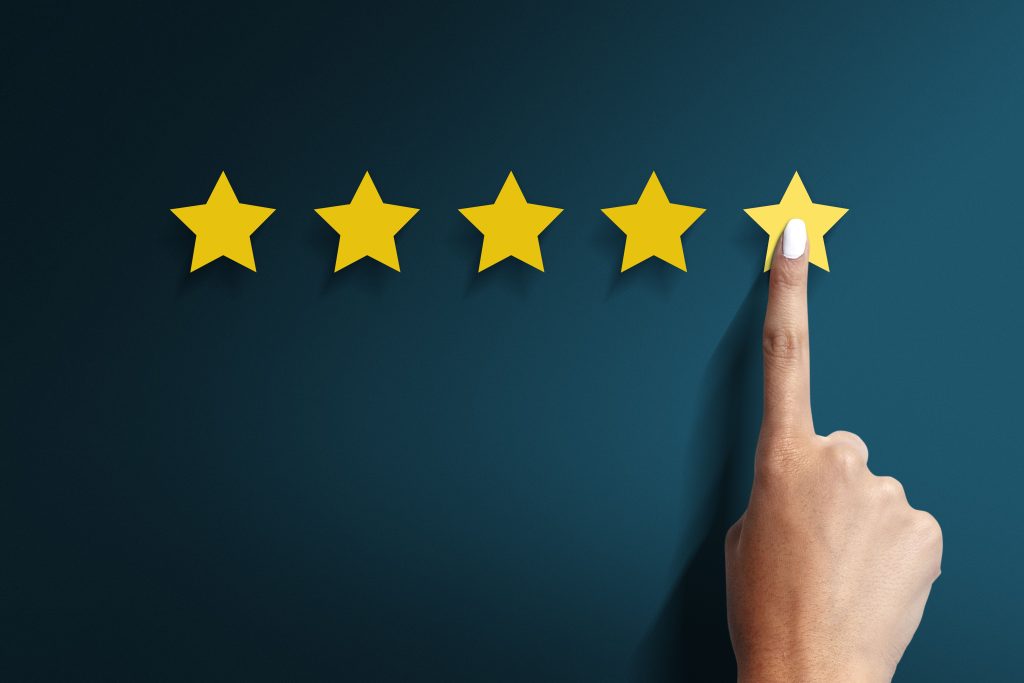 Omaggio Recensione